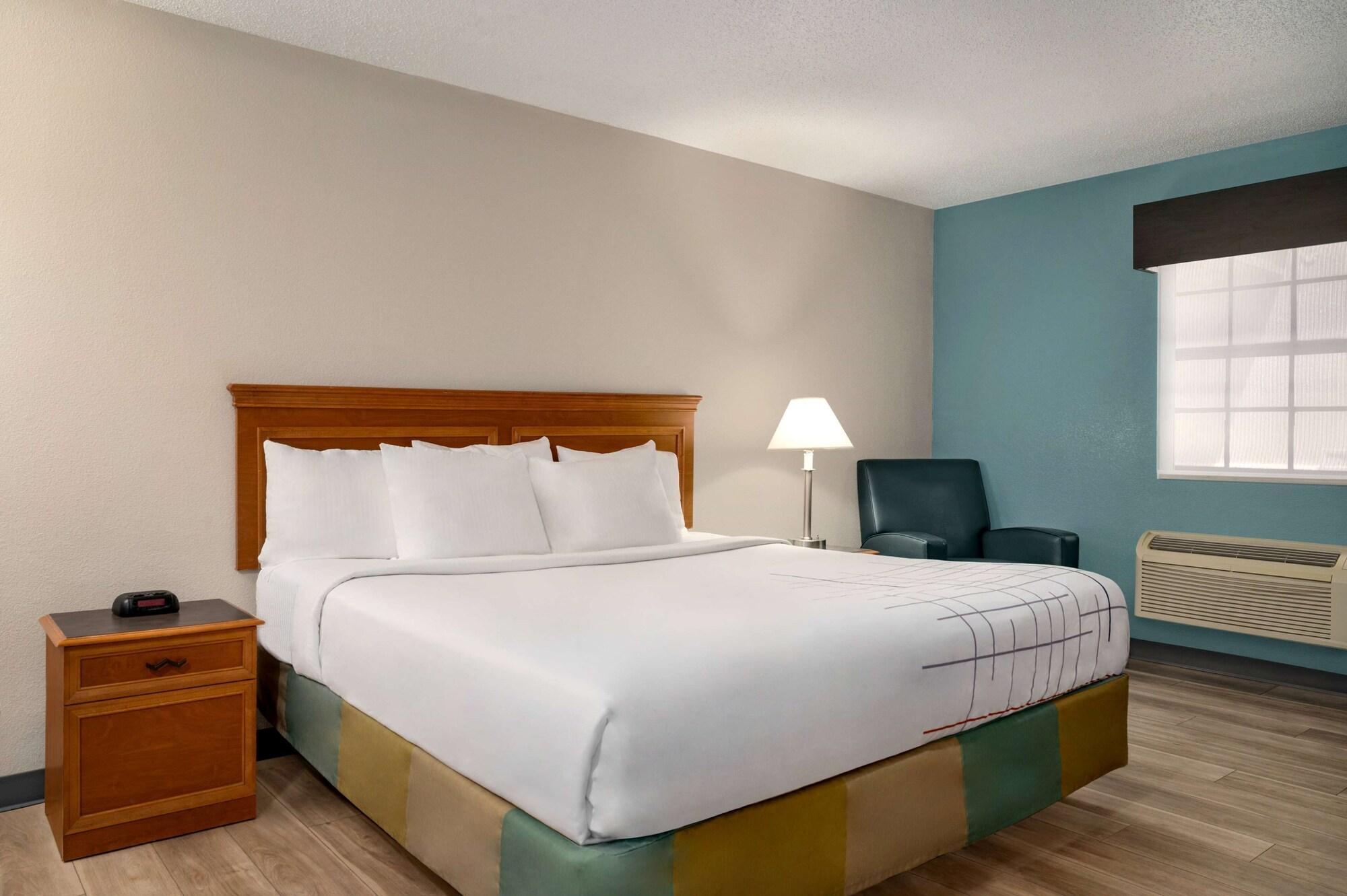 La Quinta Inn By Wyndham Columbus Airport Area Eksteriør billede