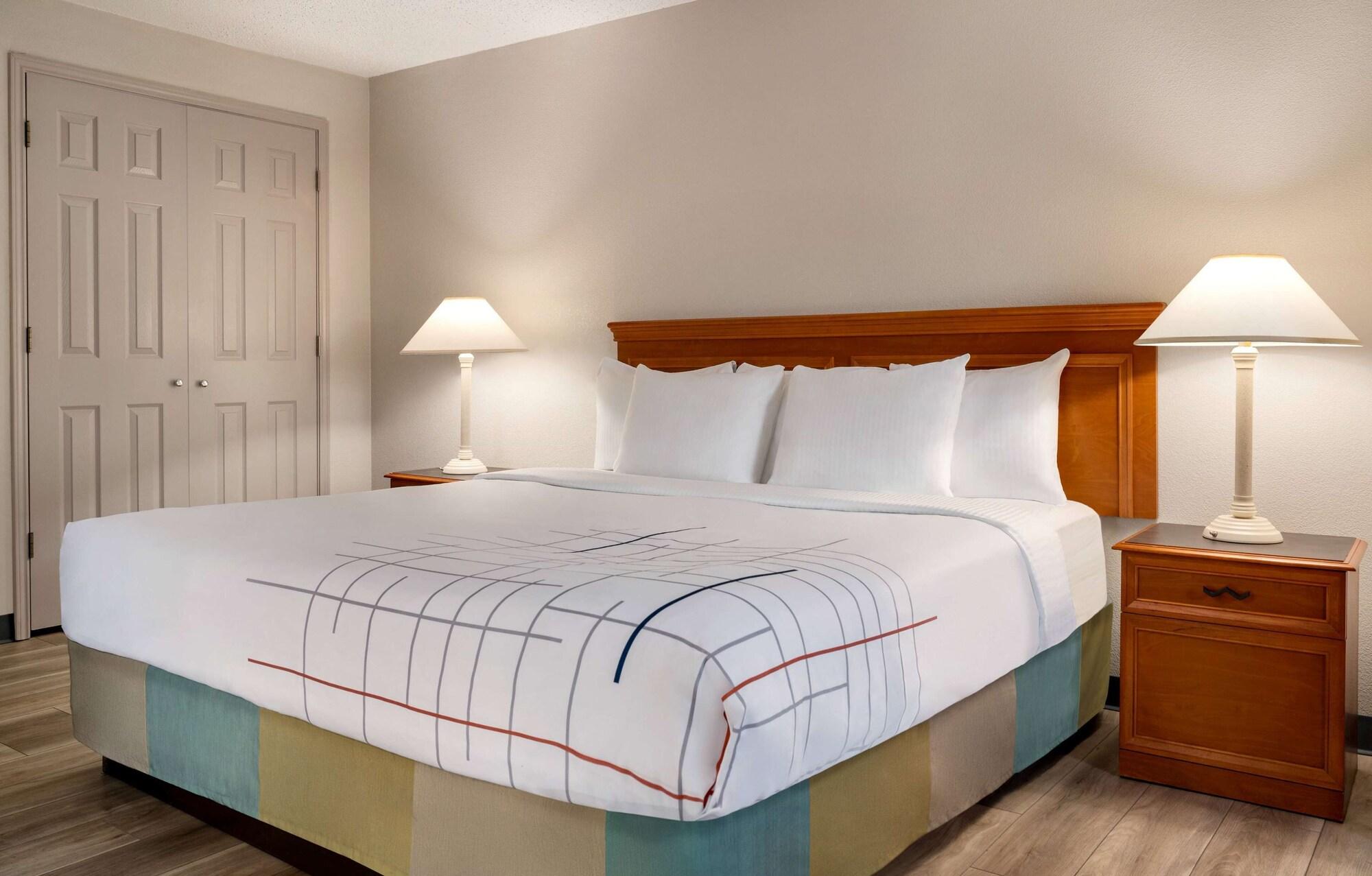 La Quinta Inn By Wyndham Columbus Airport Area Eksteriør billede